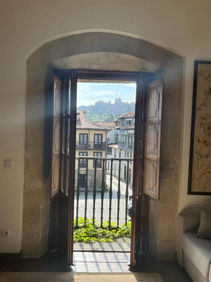Apartamento Gaudi Comillas Bagian luar foto