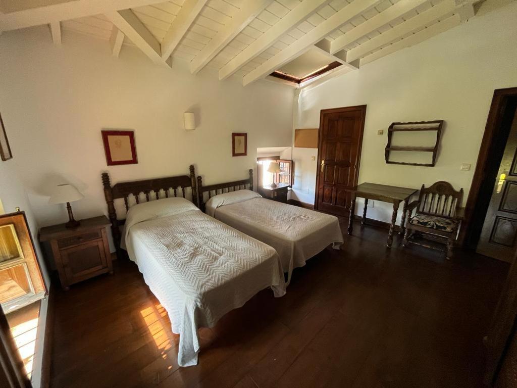 Apartamento Gaudi Comillas Bagian luar foto