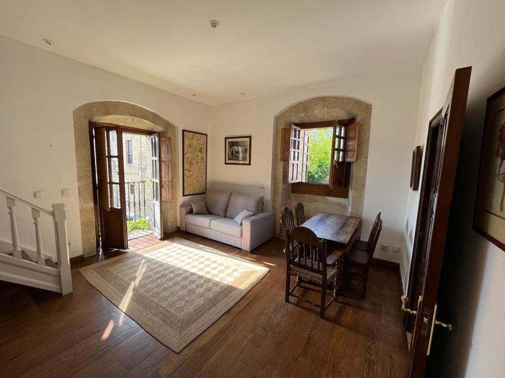 Apartamento Gaudi Comillas Bagian luar foto