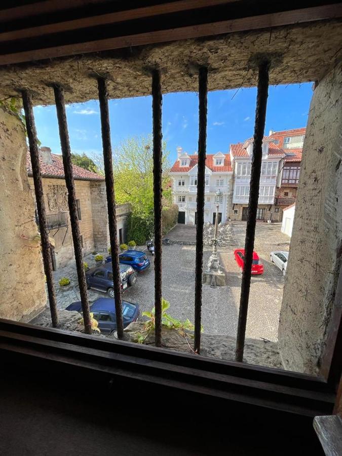 Apartamento Gaudi Comillas Bagian luar foto
